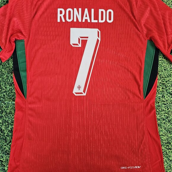 Men's Portugal 2024 Home Player Version Cristiano Ronaldo Jersey - Picture 2 of 5